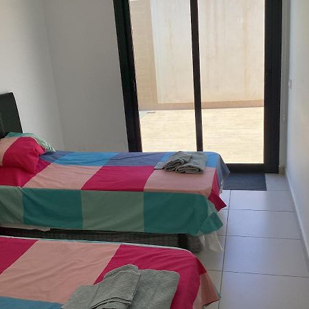 Housesleeps6-Pool-Beach-Garden-Solarium-Petok أوريويلا المظهر الخارجي الصورة
