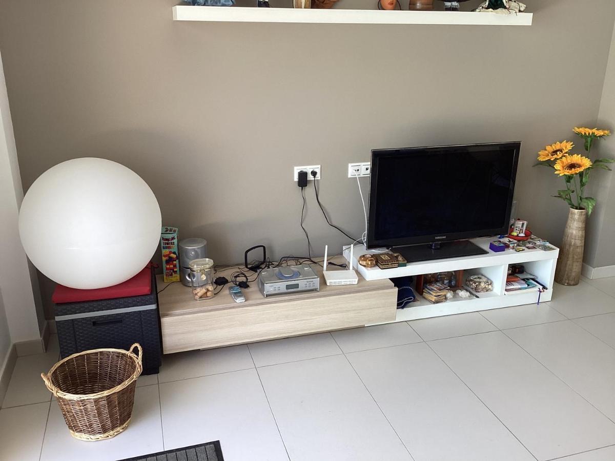 Housesleeps6-Pool-Beach-Garden-Solarium-Petok أوريويلا المظهر الخارجي الصورة