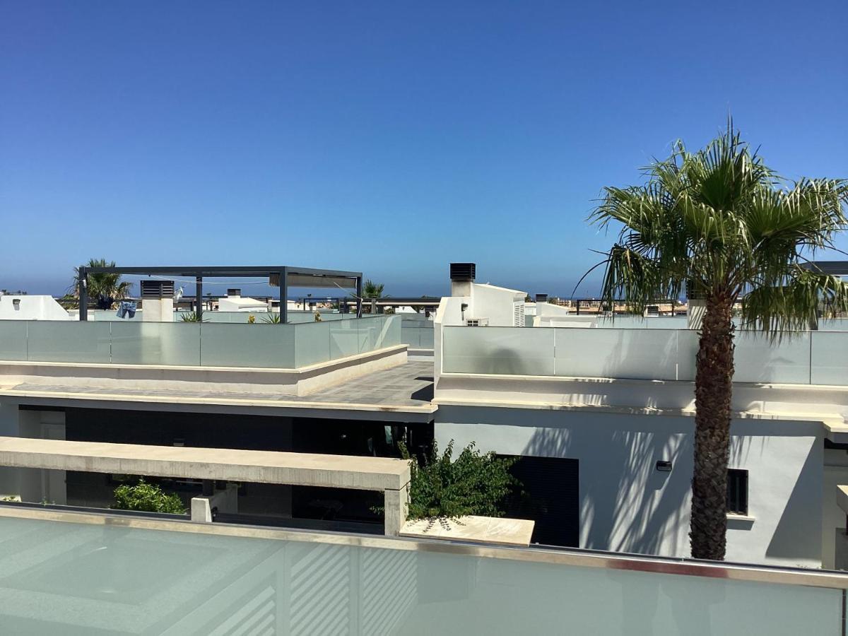 Housesleeps6-Pool-Beach-Garden-Solarium-Petok أوريويلا المظهر الخارجي الصورة