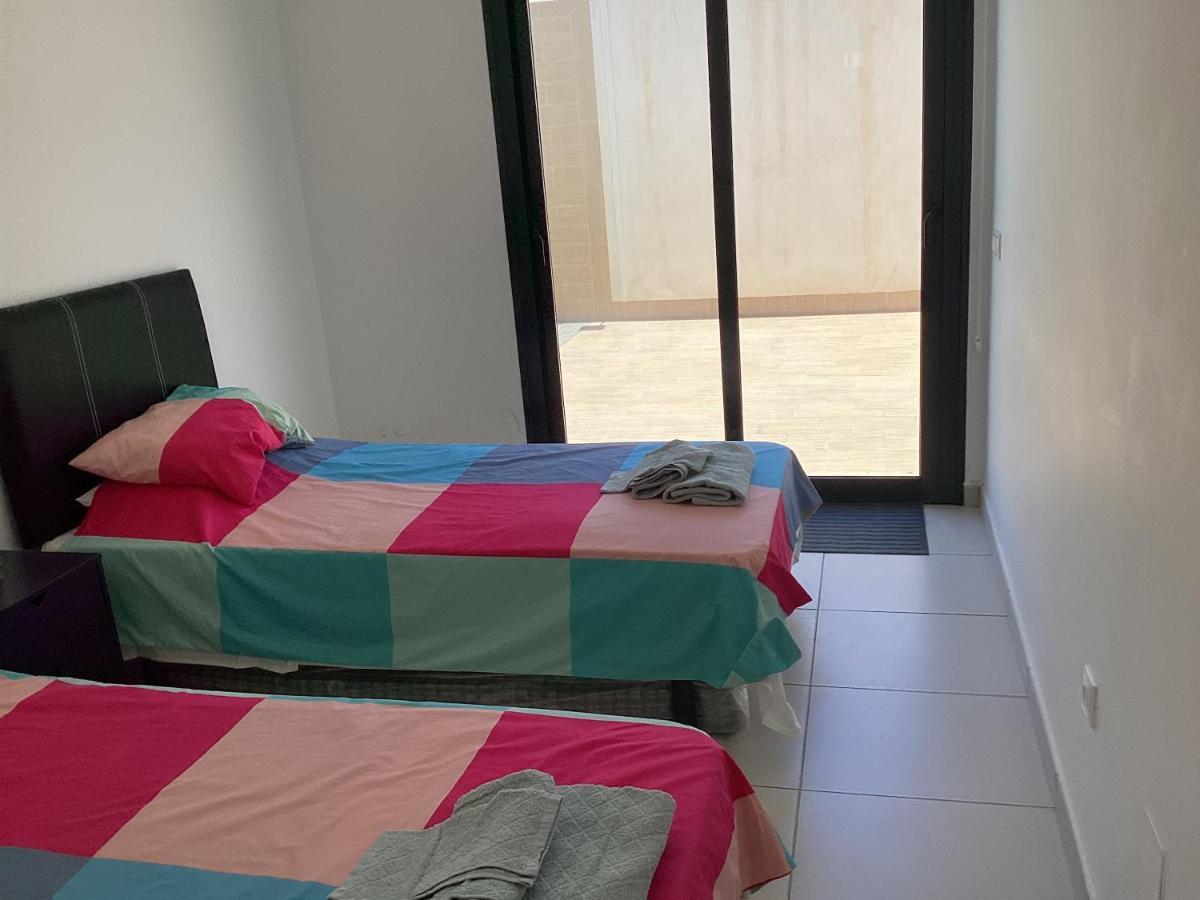 Housesleeps6-Pool-Beach-Garden-Solarium-Petok أوريويلا المظهر الخارجي الصورة