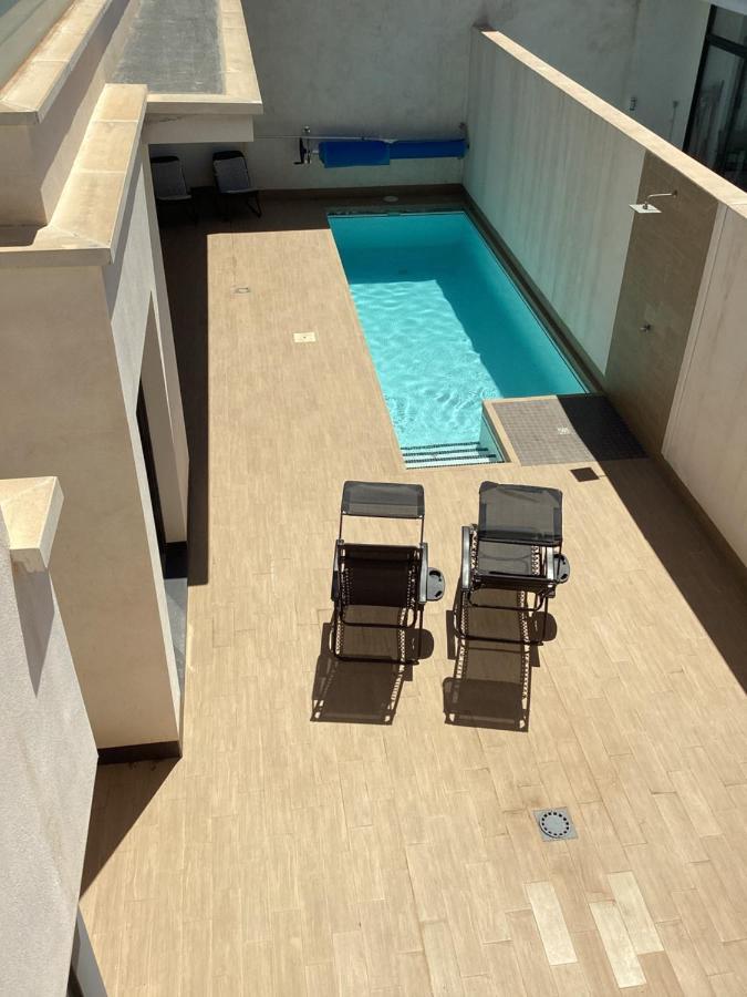 Housesleeps6-Pool-Beach-Garden-Solarium-Petok أوريويلا المظهر الخارجي الصورة